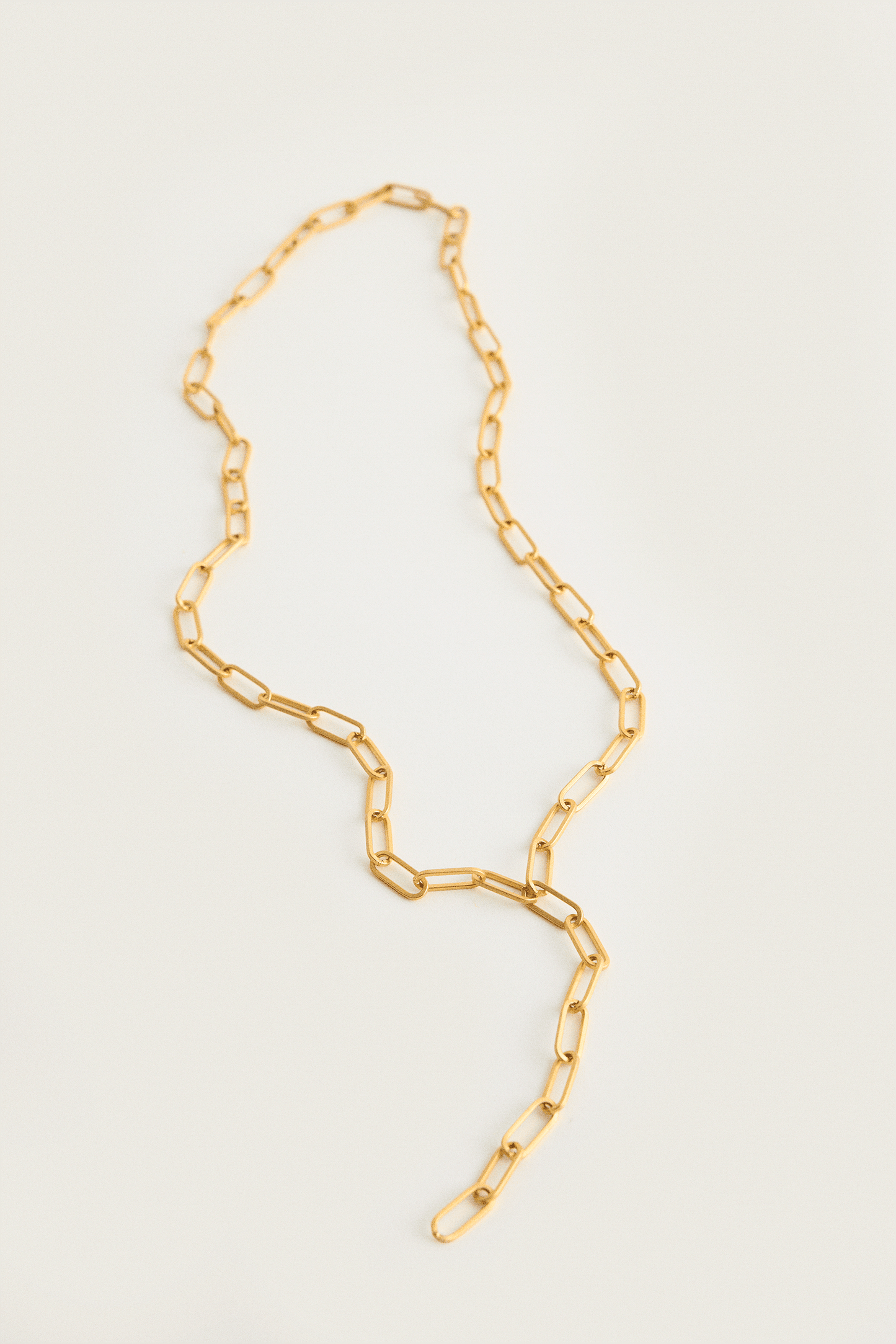 NYRA NECKLACE