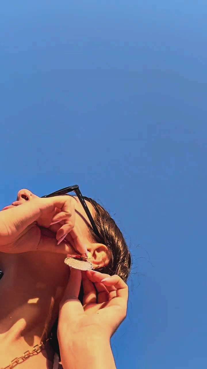 fallback text for a video